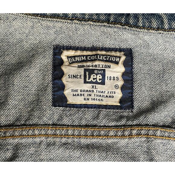 Vintage Lee Denim Trucker Jean Jacket Embroidered Betty Crocker Trix Bunny Sz XL - Picture 13 of 13